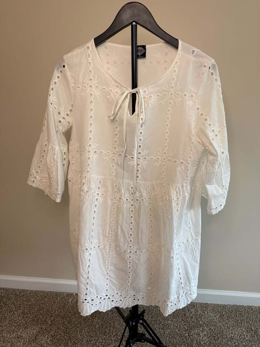 CAL STYLE White‎ Eyelet Embroidered Tiered Mini Dress